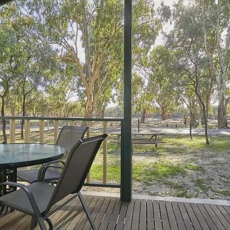 Apex Riverbeach Holiday Park Mildura Bagian luar foto